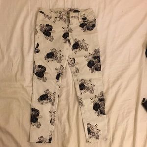 American Eagle patterned stretch jeggings